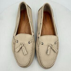 G.H. Bass & Co.  Bass Maggie Cream Loafers Moccasins Womens Leather Shoes 8.5